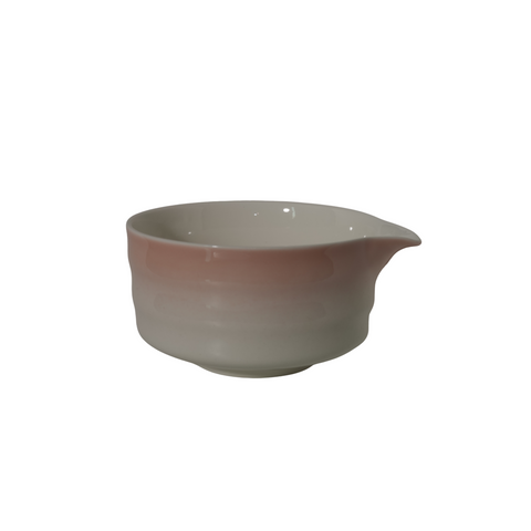 Katakuchi Matcha Bowl | Gradient Glaze & Spout Design | For Whisking and Latte Art
